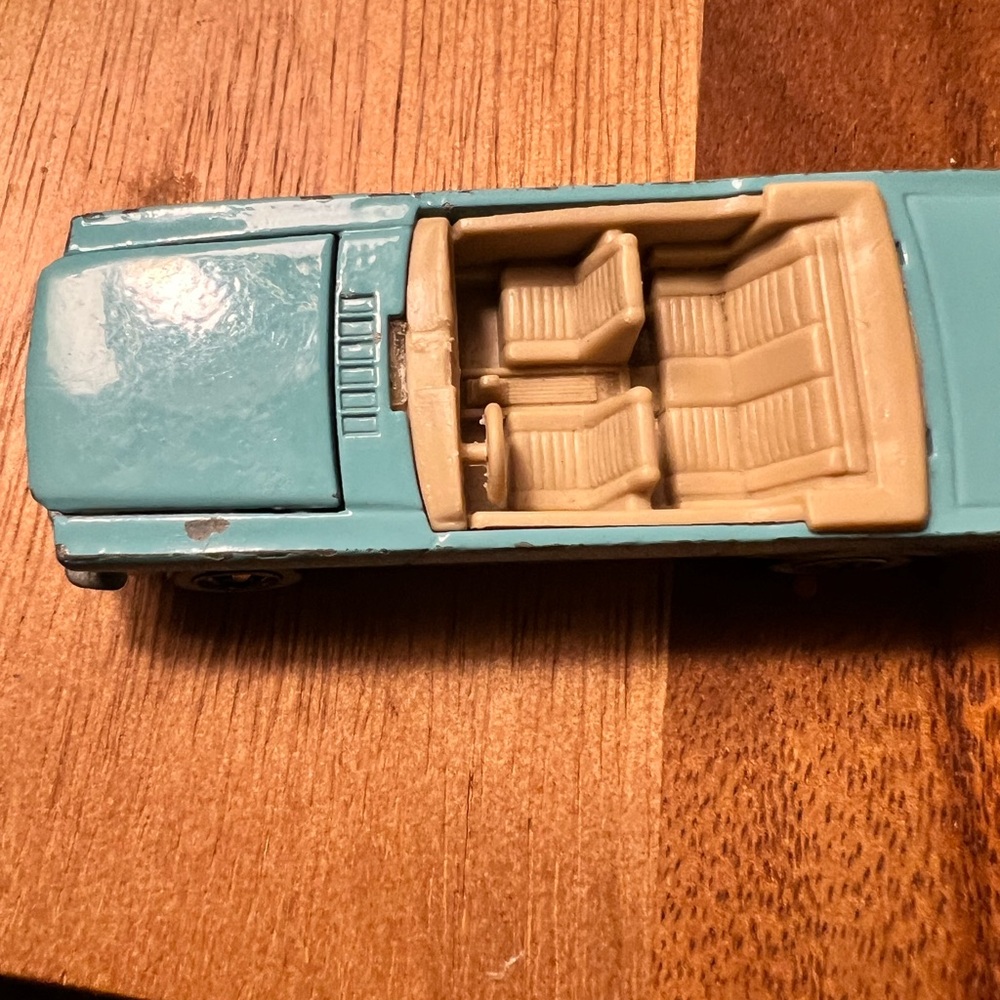 Hot Wheel vtg 65 Mustang convertible
